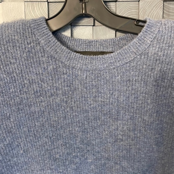 Nicole Miller Cashmere Sweater - Picture 5 of 10